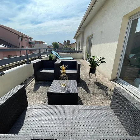Bngo I Immense Rooftop I 2 Chambres, 4 Places Parkings, 2 Immenses Terrasses, 8 Personnes Apartment *
