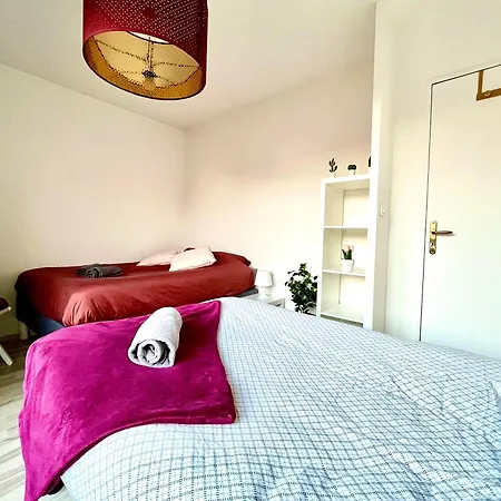 Apartment Bngo I Immense Rooftop I 2 Chambres, 4 Places Parkings, 2 Immenses Terrasses, 8 Personnes *