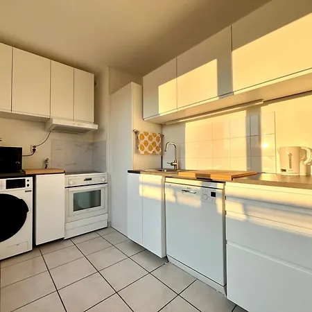 Bngo I Immense Rooftop I 2 Chambres, 4 Places Parkings, 2 Immenses Terrasses, 8 Personnes