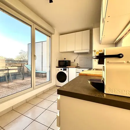 Bngo I Immense Rooftop I 2 Chambres, 4 Places Parkings, 2 Immenses Terrasses, 8 Personnes Apartment