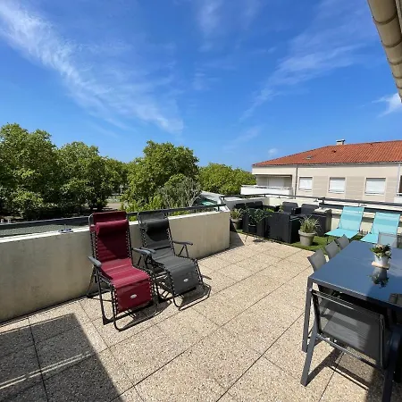 Bngo I Immense Rooftop I 2 Chambres, 4 Places Parkings, 2 Immenses Terrasses, 8 Personnes