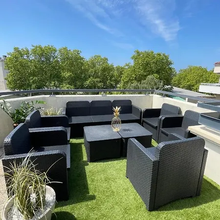 Bngo I Immense Rooftop I 2 Chambres, 4 Places Parkings, 2 Immenses Terrasses, 8 Personnes * Lyon
